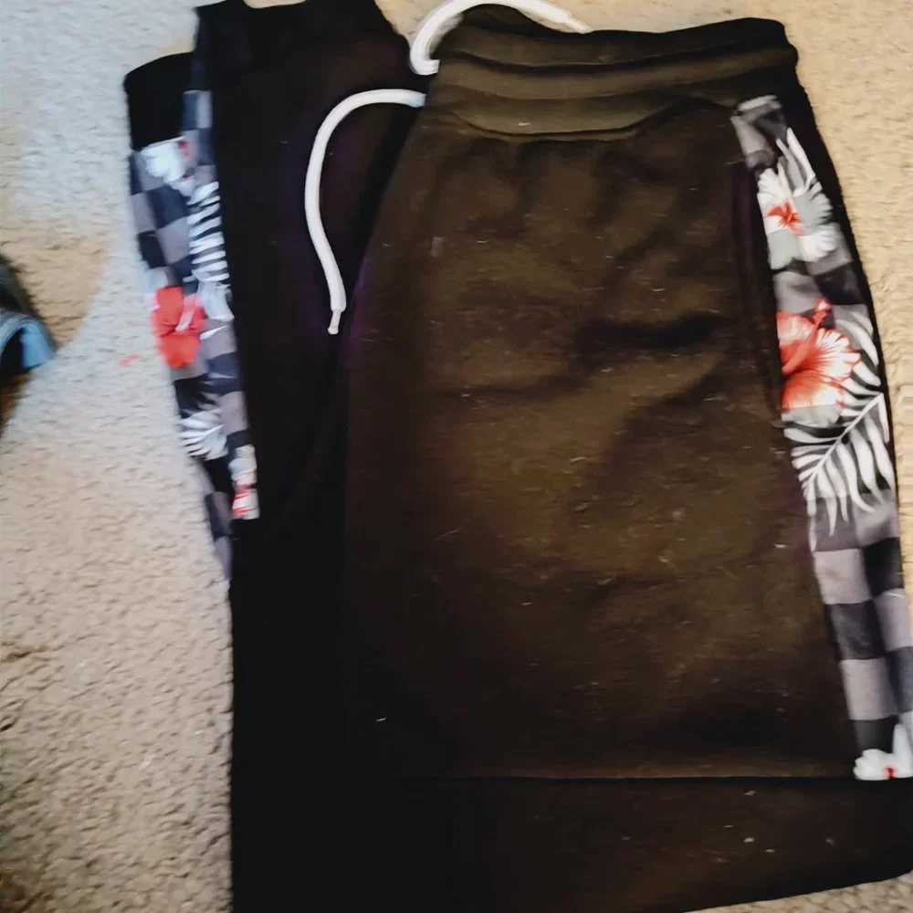 SOUTHPOLE BLACK FLOWER JOGGERS - MENS XL - EXCELLENT CONDITION - Picture 1 of 6